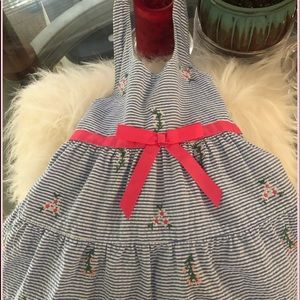 Halter dress : casual or formal